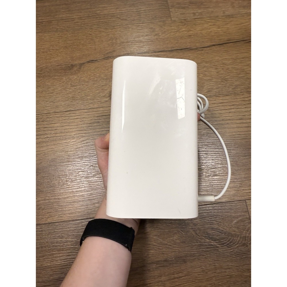 Apple AirPort Extreme A1521 Wi‑Fi Router/Base Station –Dual-Band Wireless 802.11 - Picture 8 of 8